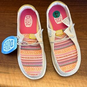 Hey Dude Kids' Wendy Boho Festival - sz 4. NWT